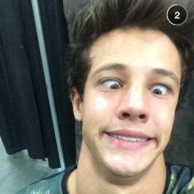 follow @avocadocameron or i unfollow, thanks lyyyyyy