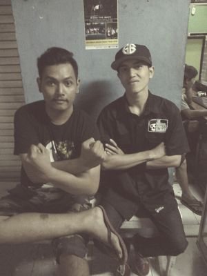 #MOSH | FIGHT | TWO STEPS | FLOORPUNCH | Hardcore is my way | Pin BB 2803D577 | Real Madrid C.F. | Mesut Özil !