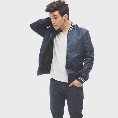 follow @wuddupaaron and ill follow you back on there :)