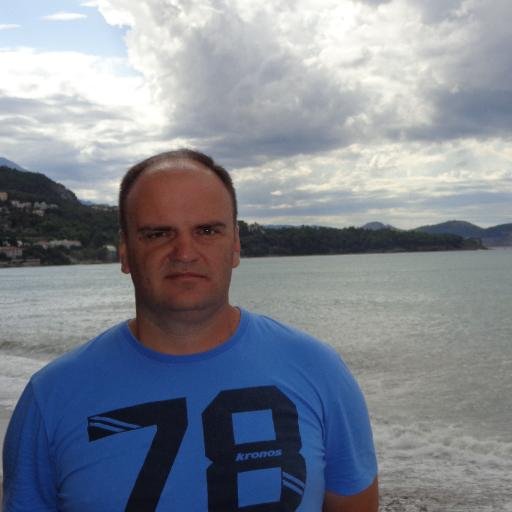 Administrator and owner of tourist classifieds. CorelDraw graphic designer...