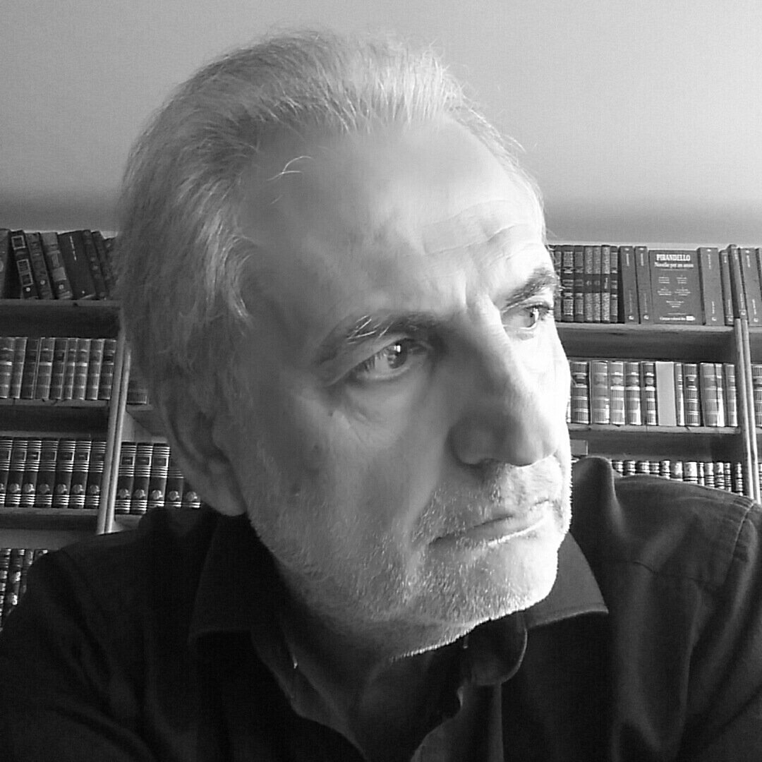 GerardoPassanna's profile picture. scrittore nato poeta, idealistico demistificatore del reale, sognatore del disincanto, ludico e grave: ecco perchè la mia opera simula un ossimoro permanente.