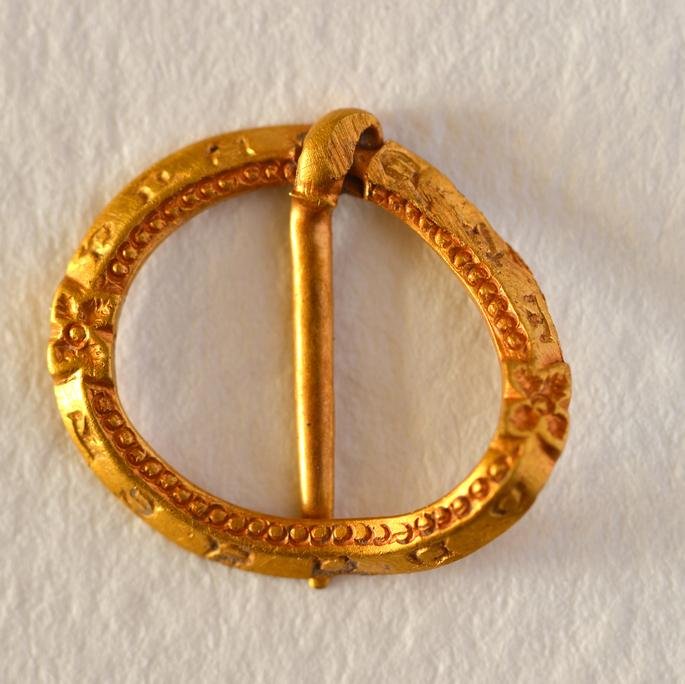 Hi all i currently run an online metal detecting forum come and join us . http://t.co/JT46VrR544