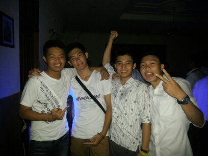 Dp SHS ♦ • Capricorn ♠ • All Just a Memory :)•