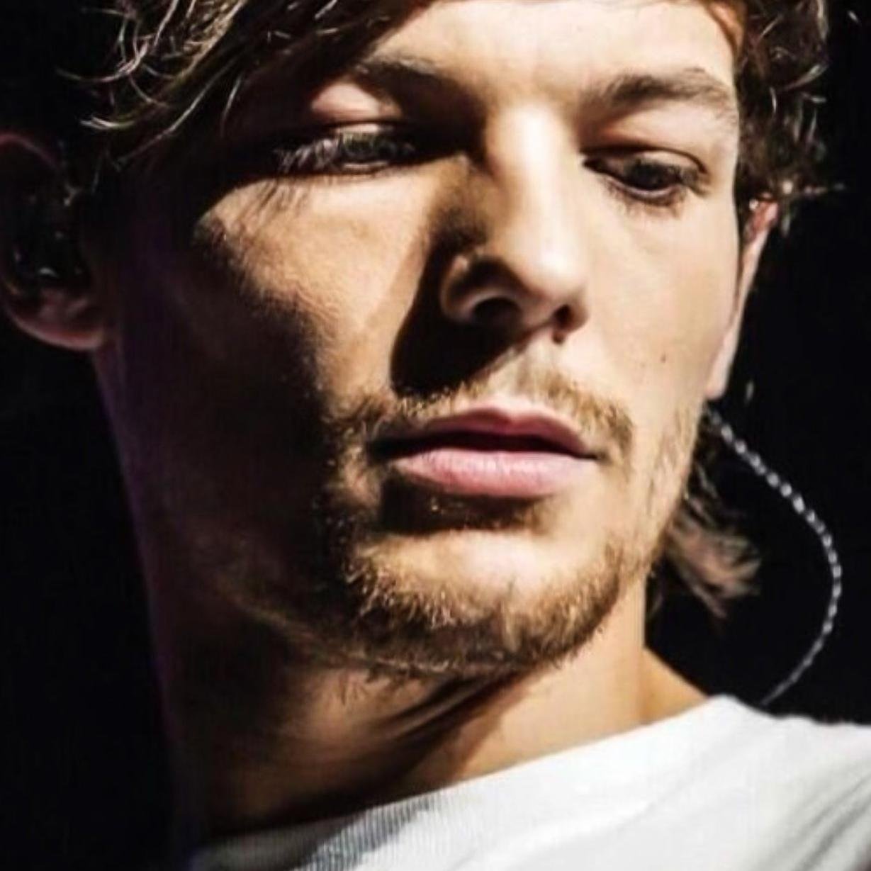 Tom_Linne_Son's profile picture. HELLO THERE! COULD YOU PLEASE HELP A JAMES PHELPS FAN GET NOTICED BY HIM? HAVE A NICE DAY, ILY https://t.co/omkYkmTfD7