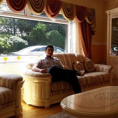 HassanIdr's profile picture. Party  party  
  Time !!!!!