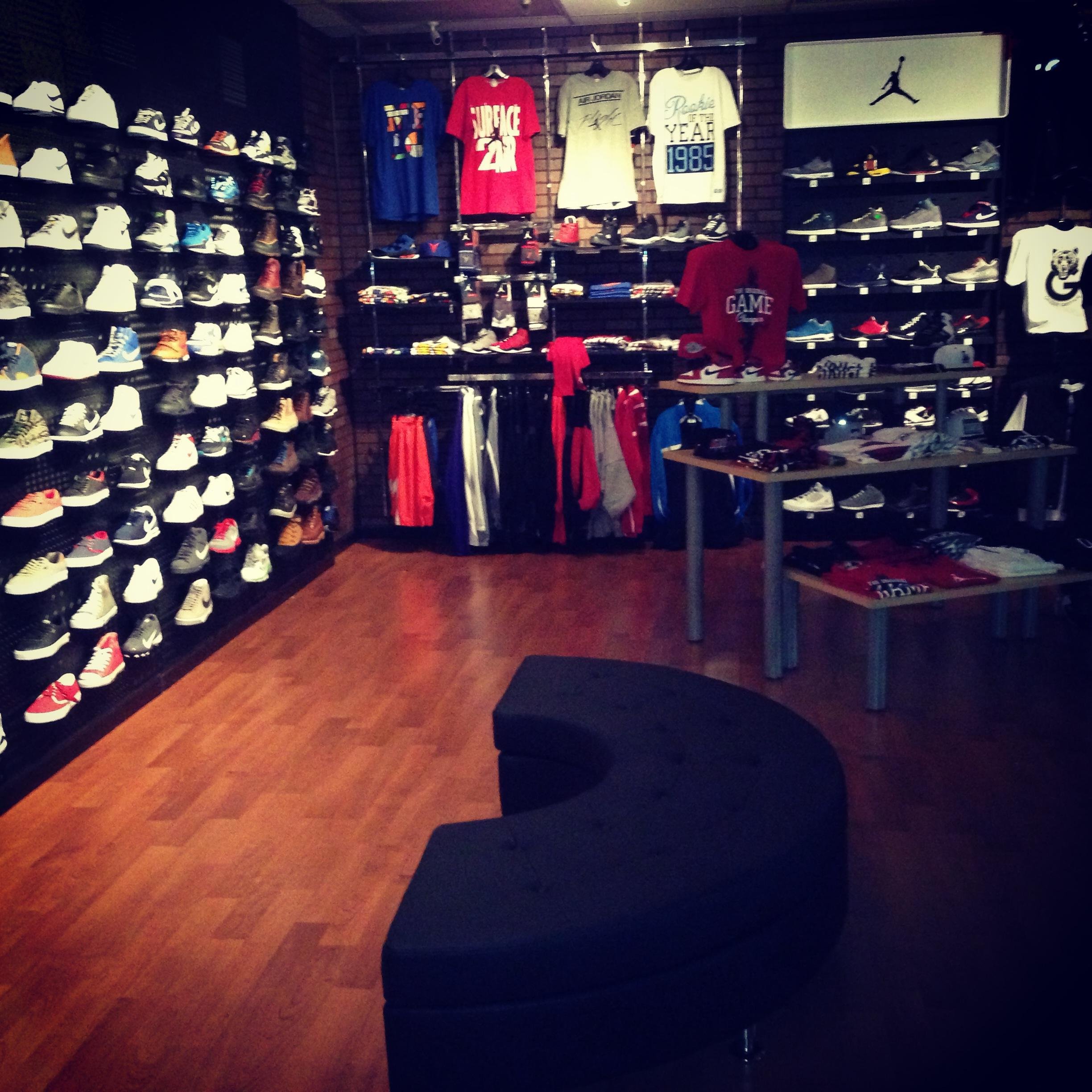 sneaker house