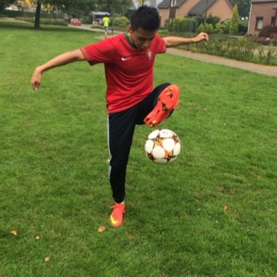 I'm crazyy Chinaaa with class. 28'1'1998/15Year/China/ Badminton&Soccer/Broekhin;3Havo/PS3/Po-Shan ~ Insta&Snap: misterhoew/ Number: Ask meee