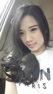 ciaafelicia's profile picture. Never let anyone take away your happiness, because you only live once! :)

Instagram& ask.fm : @feliciasunardi