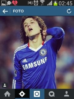 Melhor zagueiro do mundo, humilde, atencioso,  sorridente,  tem os cachos mais lindos do mundo! esse é o fã clube do nosso crack. Nós te amamos ♥