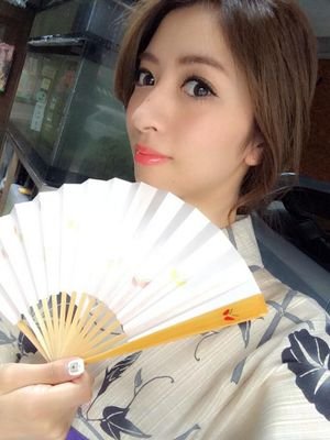 You can be a real pain in the ass. But you're my pain in the ass. So yeah, I still love you. ☺ 生命始まり、愛終わらない家族