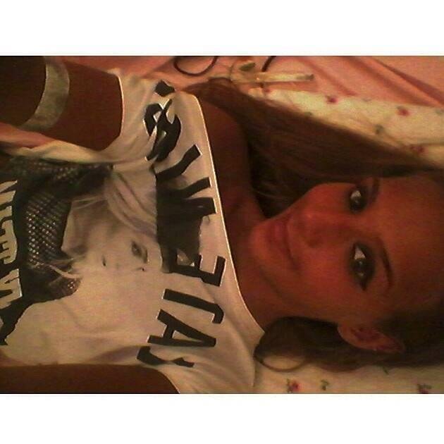 Tns_Mbrk's profile picture. ■Tunisienne ■Belgium ■Snapshat : Tns_Mbrk ■Facebook: Imane Mbrk ☆Followeme☆