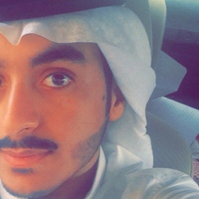 عاشق للملكي ريال مدريد وزعيم المملكة الهلال 
inistgram: mode467
snapchat:  mohammed_cr