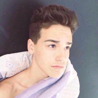 please follow @jacobmyO2L and rt this please https://t.co/rxtRc5DU3b