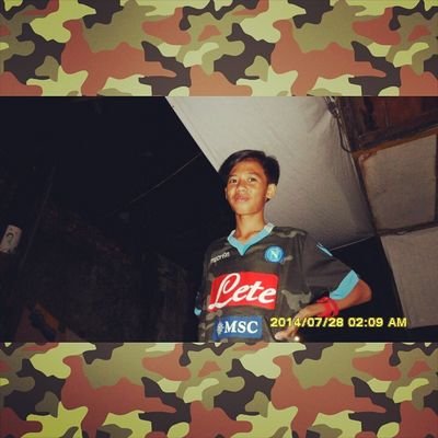 Tahun ini. Adalah tahun yng tau kpaan harus ngebaanggain orang tua atau enggak. Taapi gw mau baanggain orang tua gw, karna tahun ini gw UN.100*/• Luluss AMIN☺