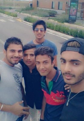 harmansin94's profile picture. 