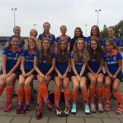 Het twitteracount van de MB4. Belangrijke info word hier gedeeld. Heb je leuke foto's , belangrijke info en weetjes ? Stuur dan een tweet.