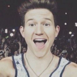 follow @glowstickmgc for a dm to ricky :)