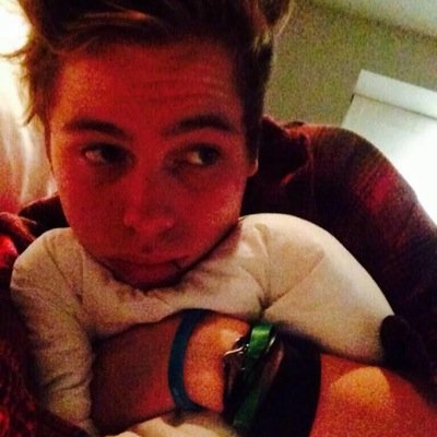 hemmolh4das's profile picture. ANTRO DE PERDIÇÃO | enviem nome e número na dm raparigas