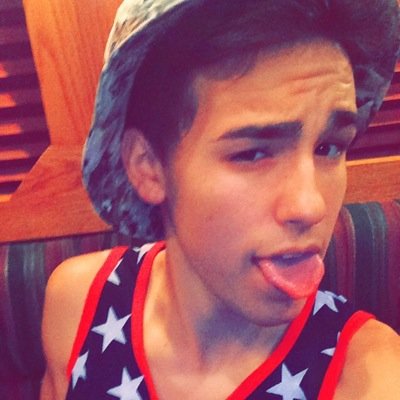 Follow @blessthotsides Please follow my friend @blessthotsides I'm trying to get her to 1,000 before her birthday it's September 19