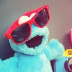 Sou um Geek sem nada pra fazer mesmo meu canal:http://t.co/ht9K8cbmsW