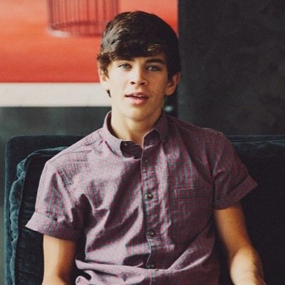 i dont do bios, i do hayes grier