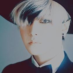 ♡ Algunos infinitos son mas grandes que otros infinitos @KyuHyun 21|08|14 ♡