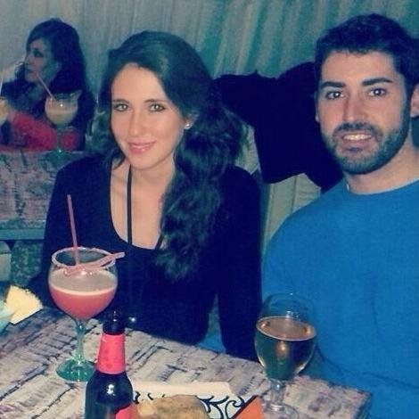 No da abasto aquel a quien saco a bailar, me la banco contra todos, quien se atreve a seguirme