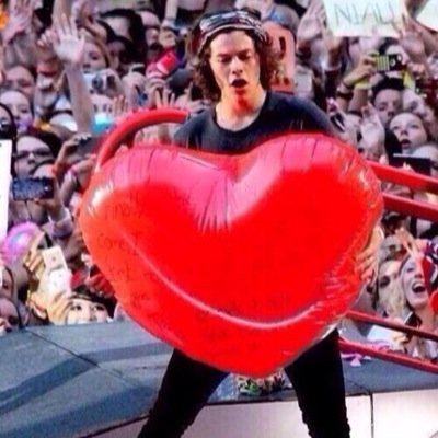 RT THIS IF YOU LOVE HARRY https://t.co/JuKqAnZsy8