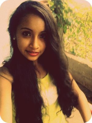 Que Princesa Ni Que La Chingada Yo Naci Cabrona, Enamorada De ---Julio Cesar Gomez