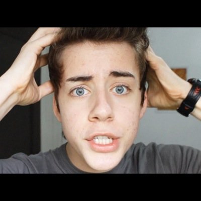 Minha vida acabou quando eu fui pesquisar um tal de cellbit