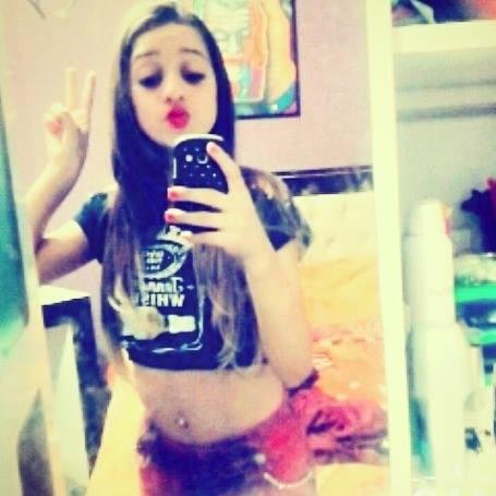 ''Ninguem,é pérfeito,e nem,precisa ser'' '.' ....