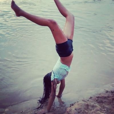 ✌❤ ... paz e amor mano ~
