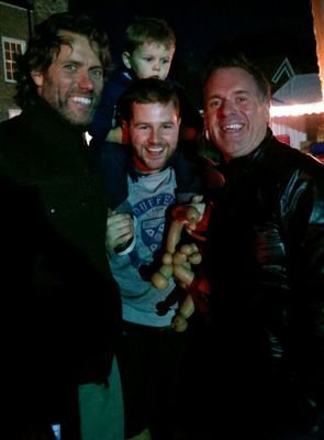 proud husband n father to three, love family time n boxing.