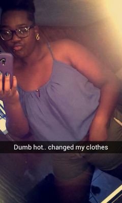 Got goals and wanna be succesful #ClassOf2015 .. #LayedBack #Single   :) ... Tryna make a living :3