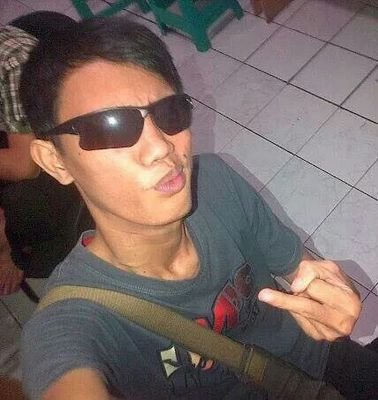 diam itu emas