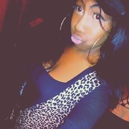 All in baby, don't hold nothing back. Wanna take control, Nothing wrong with that.
