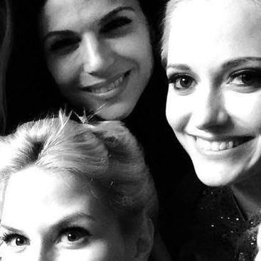 Fã Clube dedicado a @LanaParrilla and @Jenmorrisonlive #Brasil I Love You ♥♥♥ #SwanQueen #OnceUponATime #Morrilla #SwanMillsFamily