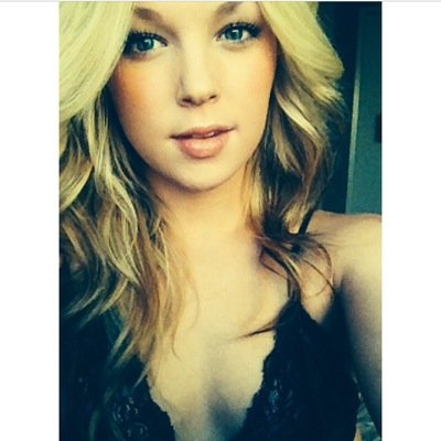 Twin sister of Alexa.