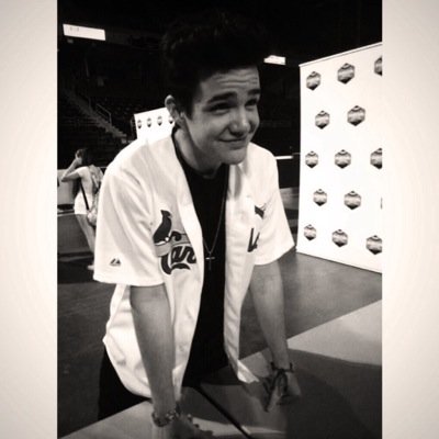 aaron loves you and you're perfect ☻