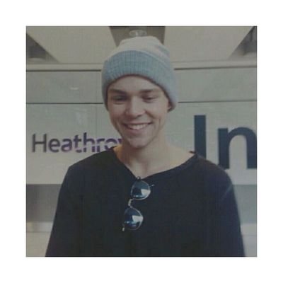 hi @punkxirwin94 just gave you a free follow please go follow her she follows back