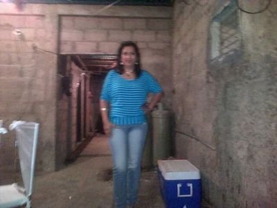 feliz de ser quien soy, de tener la edad que tengo, orgullosa de mi hermosa familia y de ser bendecida por dios