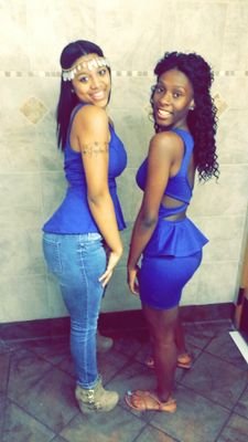 Facebook : Tennielle Bolden Snapchat : queeeen_tee