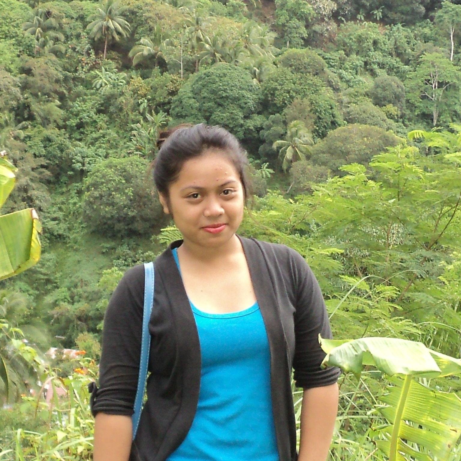 I am a music lover, love's to read novels and loves to cook.