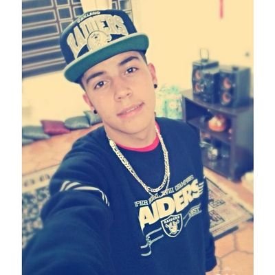 Pelo chão, pela amor, pelo sangue, pelo cor, finalidade, lealdade em nome do SENHOR  ✴