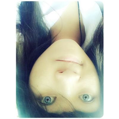 my name is bow chalita, im 16 year old, from Thailand , I like @Ronanparke :)