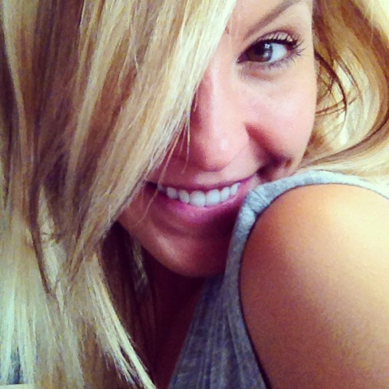 JHatalski's profile picture. My life is simple. The way to my heart: plants, food and shoes...usually in that order.