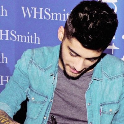 MrzmalikZayn's profile picture. 