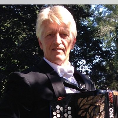 JuhaSilfverberg's profile picture. musician, accordion & piano tecnician, husband, father & fan of the big green egg!