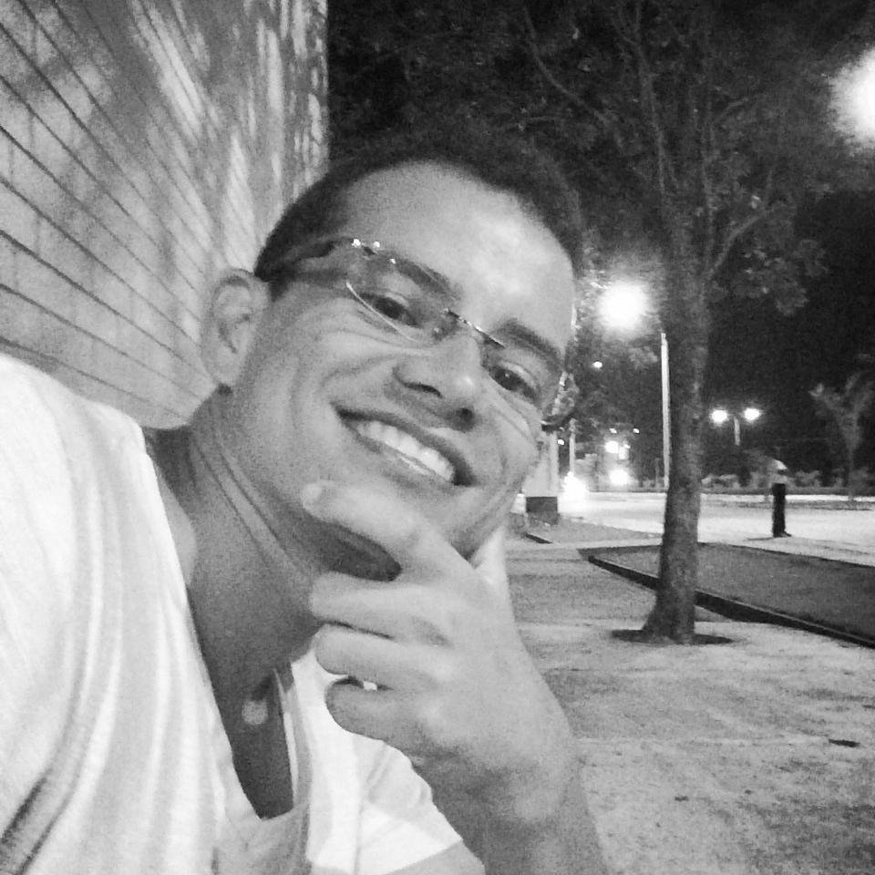 Sem estresse!! ⛩️ 🥋 🟨 (30.09). Cubista. Filósofo de calçada e Fã de pizza.