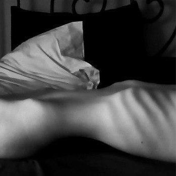 I'm Sammi. Age:18 Height:5'2 CW:107 LW:92 GW1:103 GW2:98 GW3:93 UGW:85. Perfectionist. Former heroin addict. Current Ana addict.